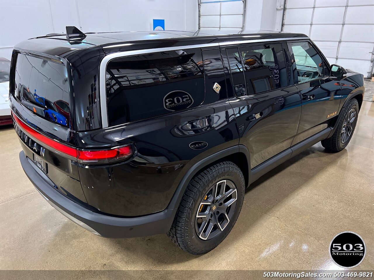 2022 Rivian R1S Launch Edition  MIDNIGHT/ASH - Photo 40 - Beaverton, OR 97005