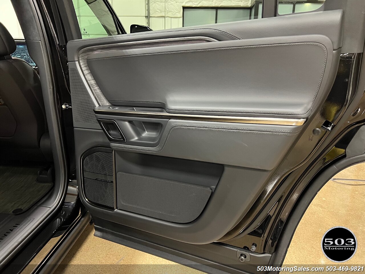 2022 Rivian R1S Launch Edition  MIDNIGHT/ASH - Photo 91 - Beaverton, OR 97005