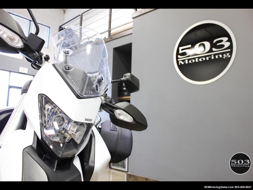 2013 Ducati Hyperstrada One Owner, Like New, Pearl White w/ 6k Miles!   - Photo 7 - Beaverton, OR 97005