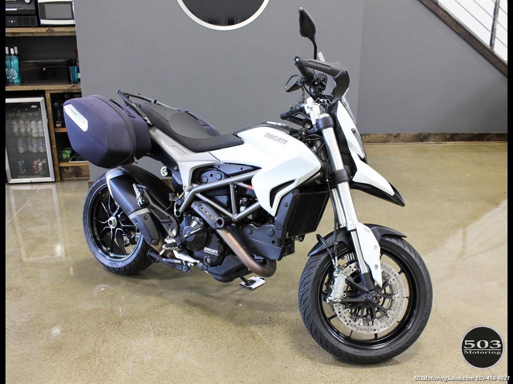 2013 Ducati Hyperstrada One Owner, Like New, Pearl White w/ 6k Miles!   - Photo 1 - Beaverton, OR 97005