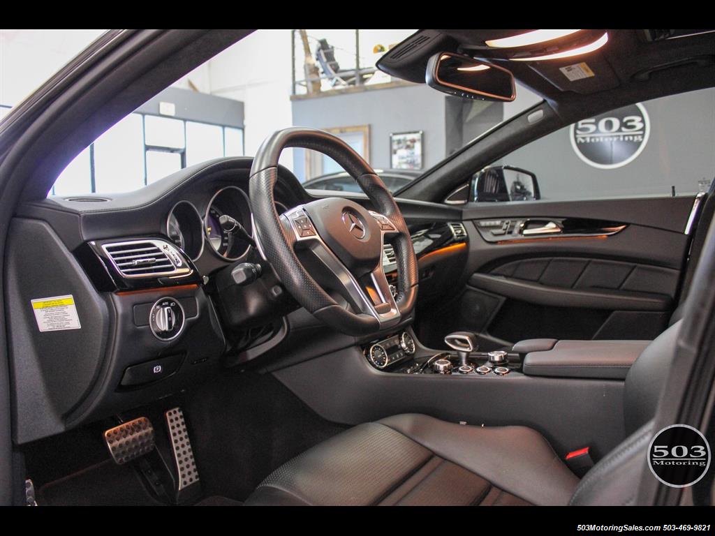 2012 Mercedes-Benz CLS63 AMG Incredibly Clean, Low Miles in Black/Black!   - Photo 17 - Beaverton, OR 97005