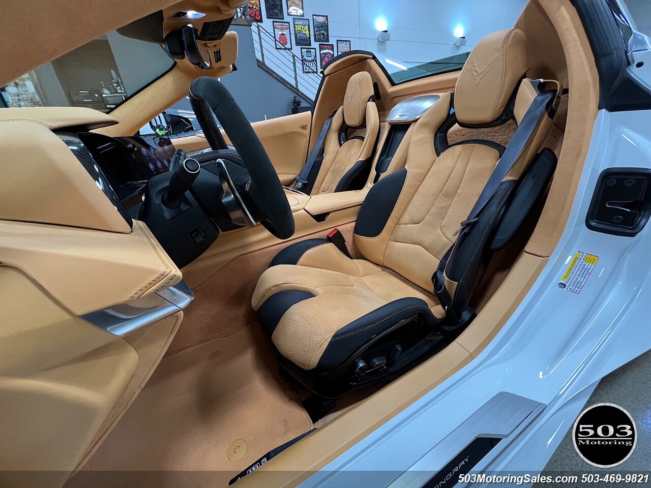 2021 Chevrolet Corvette Stingray   - Photo 2 - Beaverton, OR 97005