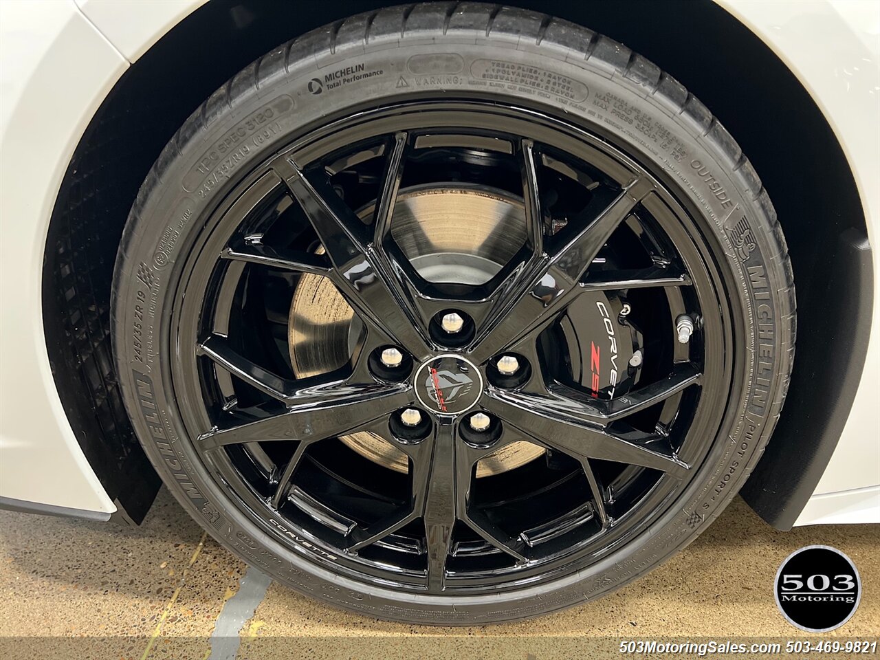 2021 Chevrolet Corvette Stingray   - Photo 8 - Beaverton, OR 97005