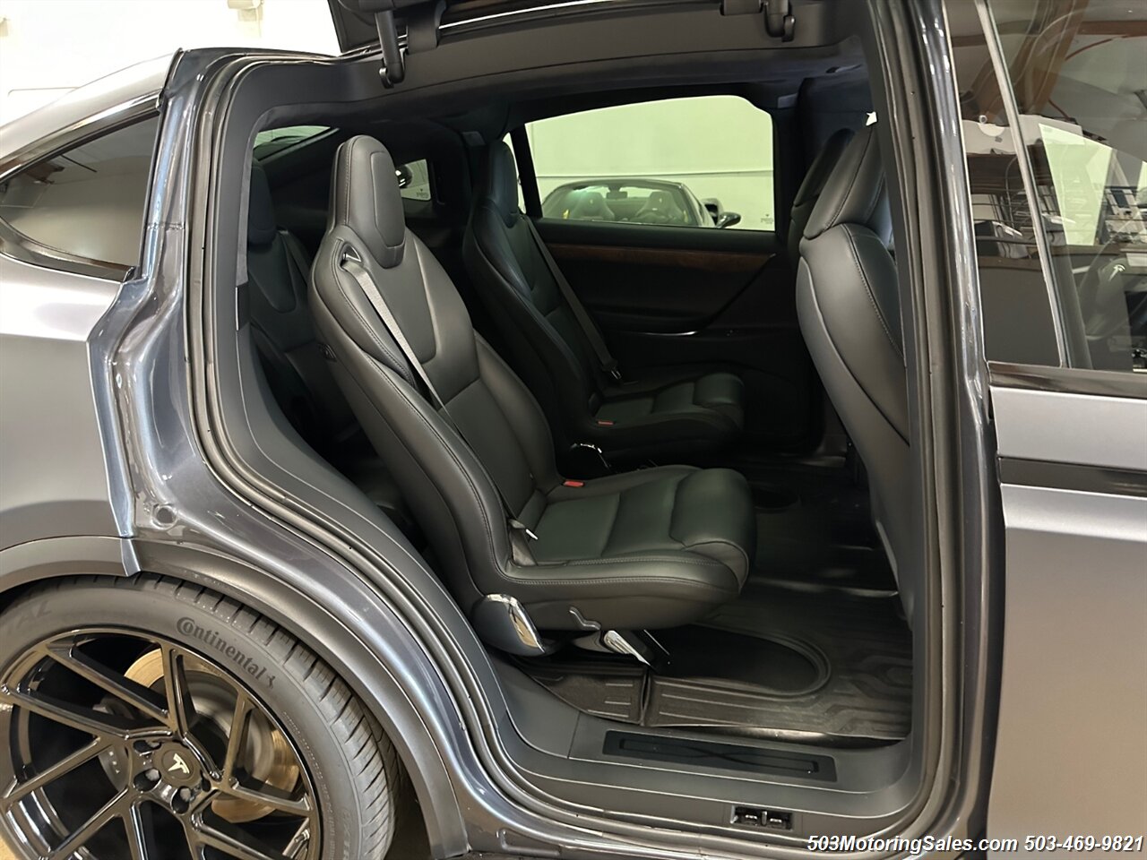 2020 Tesla Model X Long Range Plus   - Photo 10 - Beaverton, OR 97005