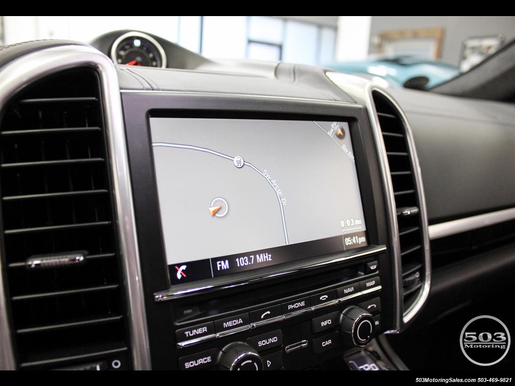 2016 Porsche Cayenne GTS; White/Black w/ Only 9k Miles!   - Photo 26 - Beaverton, OR 97005