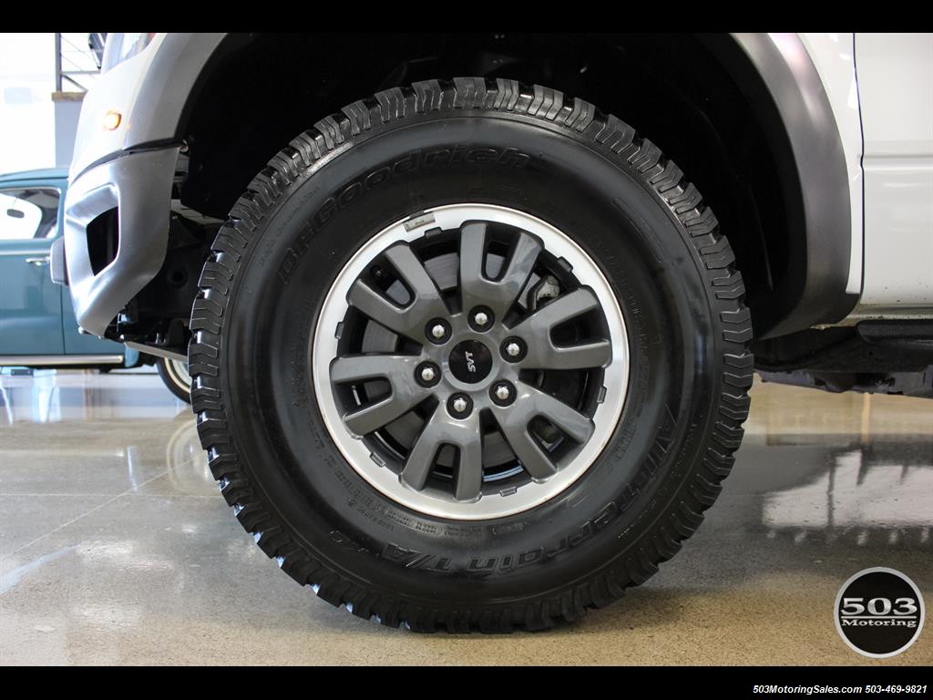 2010 Ford F-150 SVT Raptor; White/Black w/ Only 17k Miles!   - Photo 20 - Beaverton, OR 97005