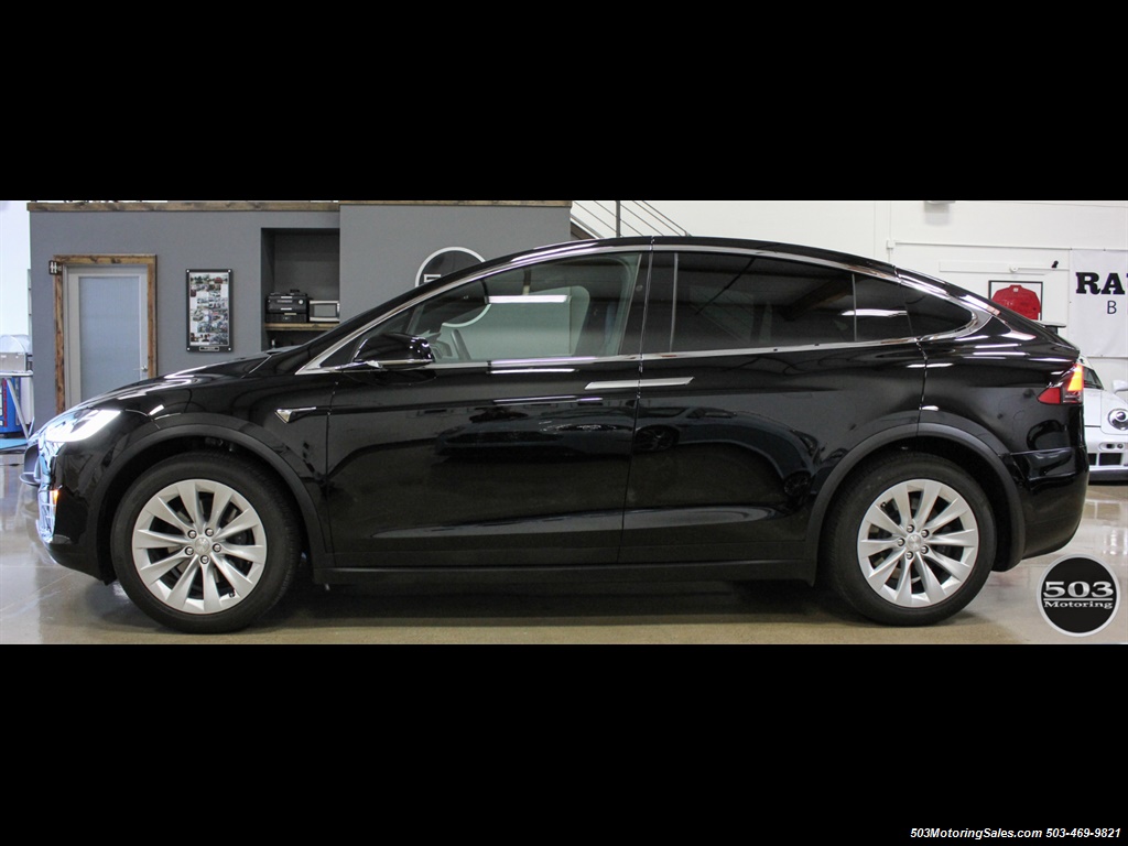 2017 Tesla Model X 75D; One Owner, Black/Black w/ 7k Miles!   - Photo 2 - Beaverton, OR 97005