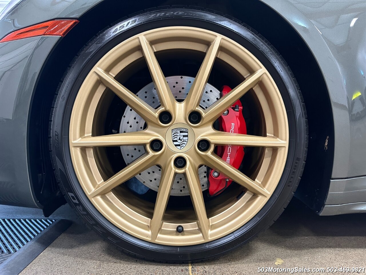 2020 Porsche 911 Carrera 4S   - Photo 2 - Beaverton, OR 97005