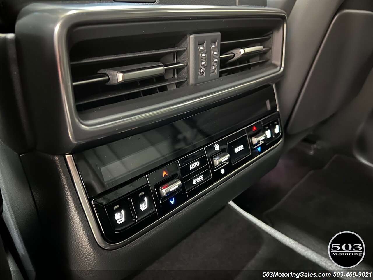 2022 Lexus LX 600 Premium   - Photo 59 - Beaverton, OR 97005