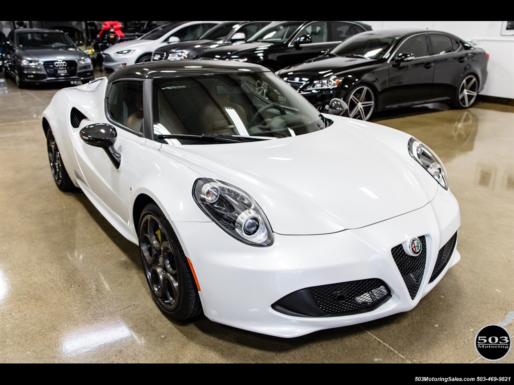 2017 Alfa Romeo 4C Coupe   - Photo 4 - Beaverton, OR 97005