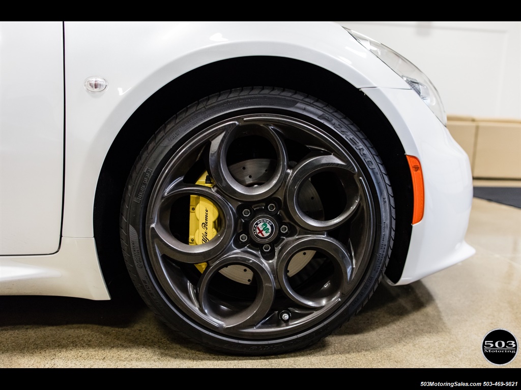 2017 Alfa Romeo 4C Coupe   - Photo 6 - Beaverton, OR 97005