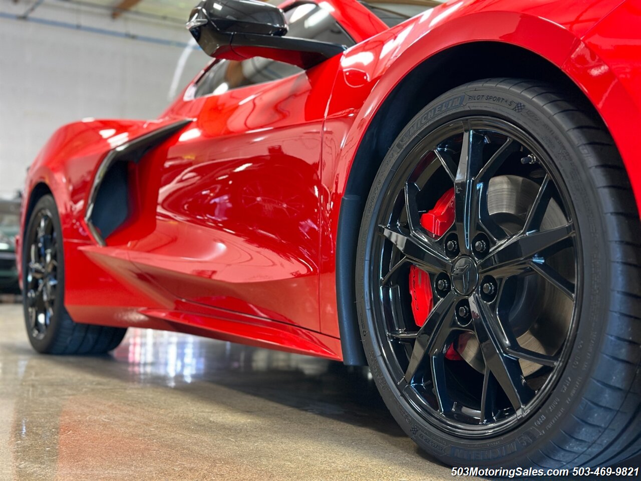 2020 Chevrolet Corvette Stingray  1LT - Photo 2 - Beaverton, OR 97005