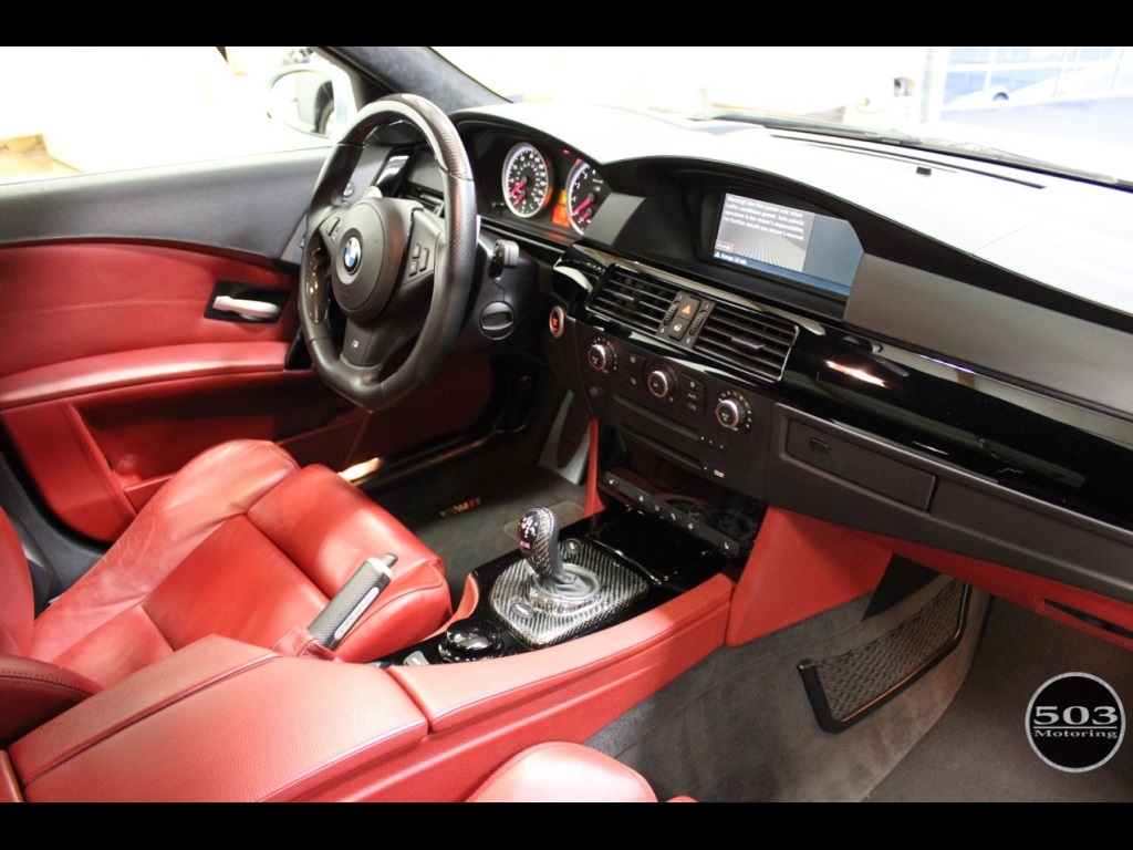 2006 BMW M5 Interior Pictures