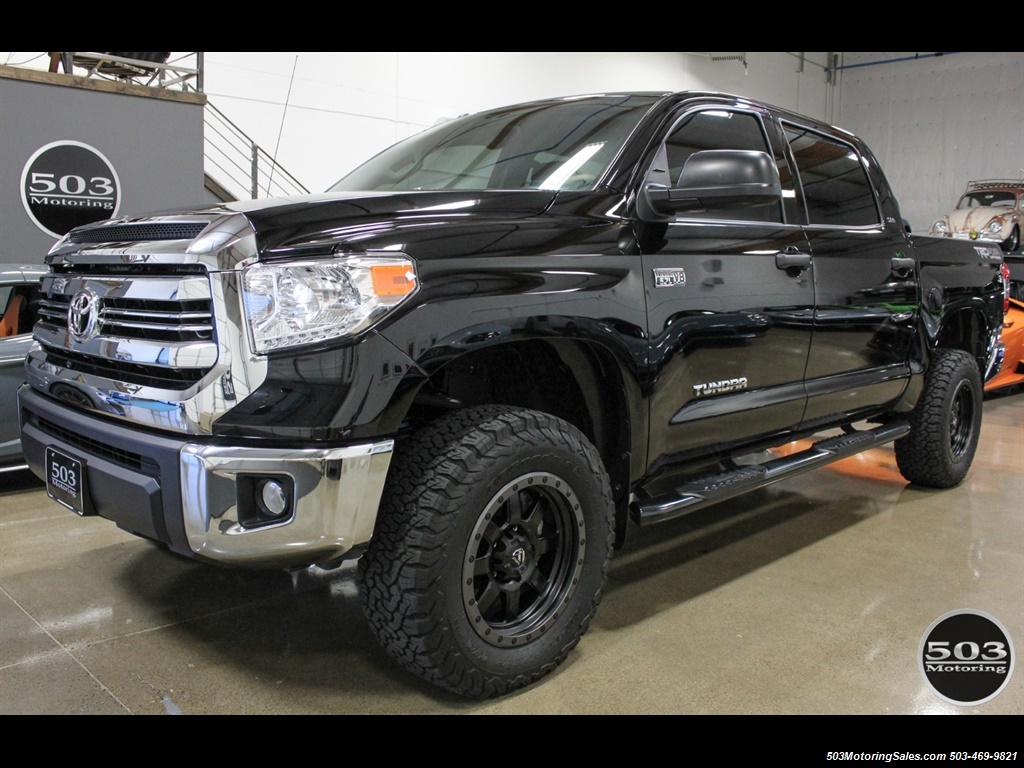 2017 Toyota Tundra SR5 4X4 TRD Offroad w/ Tons of Extras!!!