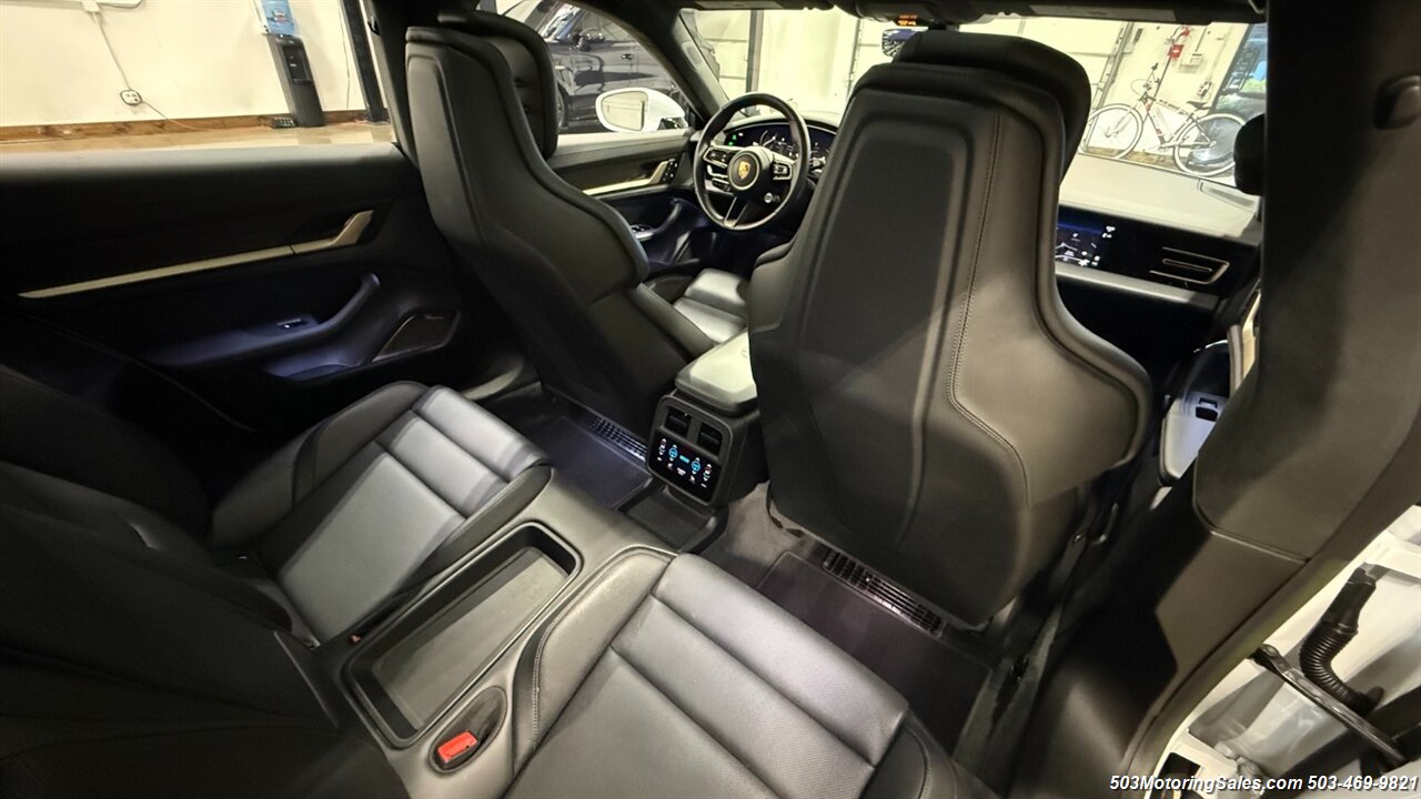 2022 Porsche Taycan Turbo S Cross Turismo   - Photo 76 - Beaverton, OR 97005