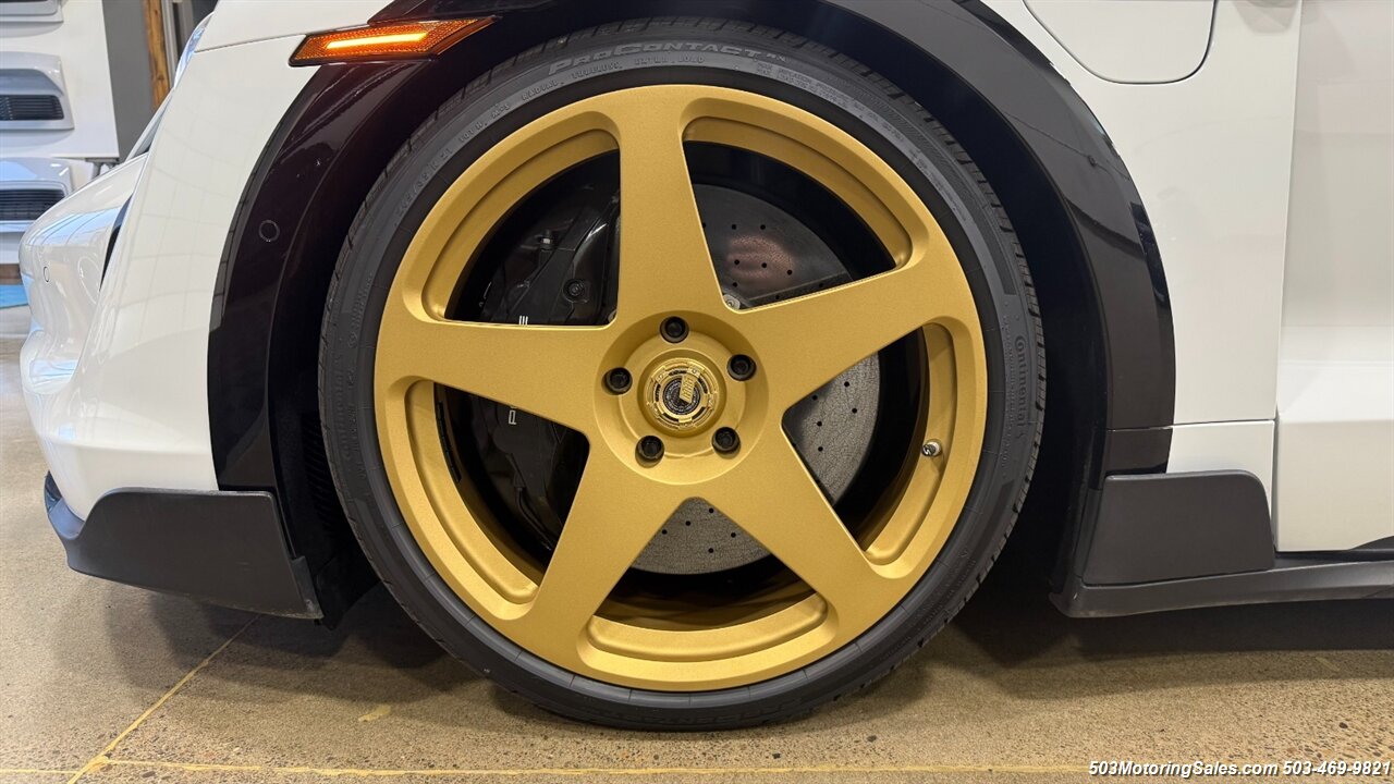 2022 Porsche Taycan Turbo S Cross Turismo   - Photo 4 - Beaverton, OR 97005