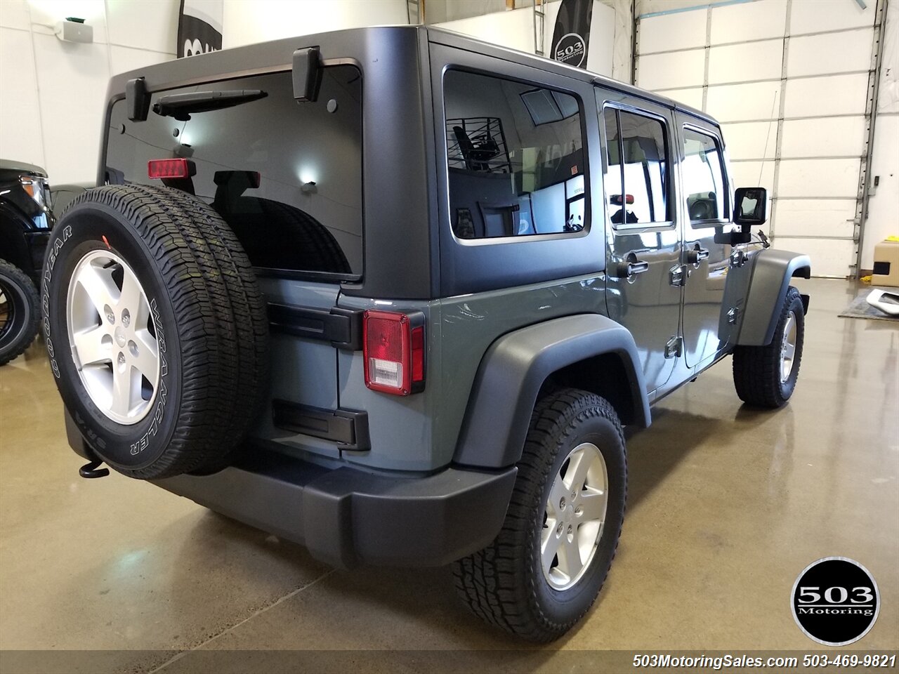 2015 Jeep Wrangler Unlimited Sport   - Photo 6 - Beaverton, OR 97005