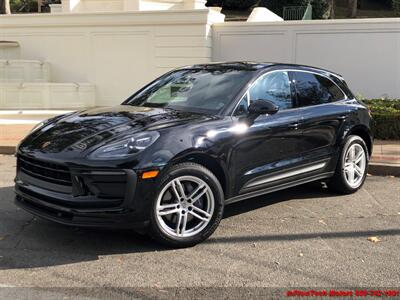 2022 Porsche Macan  