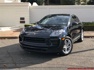 2022 Porsche Macan   - Photo 2 - South San Francisco, CA 94080