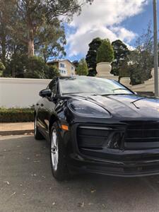 2022 Porsche Macan   - Photo 11 - South San Francisco, CA 94080