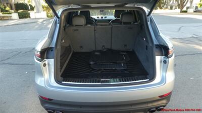 2021 Porsche Cayenne S   - Photo 12 - South San Francisco, CA 94080