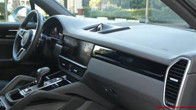 2021 Porsche Cayenne S   - Photo 21 - South San Francisco, CA 94080