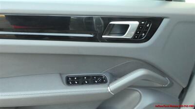 2021 Porsche Cayenne S   - Photo 31 - South San Francisco, CA 94080