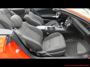 2015 Ford Mustang V6  Convertible - Photo 19 - South San Francisco, CA 94080