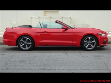 2015 Ford Mustang V6  Convertible - Photo 3 - South San Francisco, CA 94080