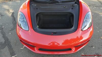 2018 Porsche Cayman  718 - Photo 23 - South San Francisco, CA 94080