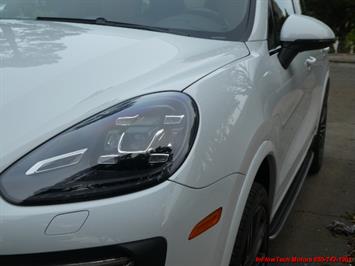 2015 Porsche Cayenne Turbo   - Photo 9 - South San Francisco, CA 94080