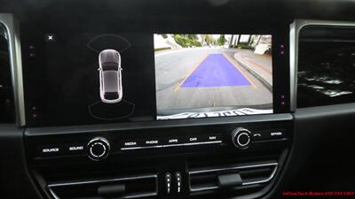 2020 Porsche Macan   - Photo 55 - South San Francisco, CA 94080