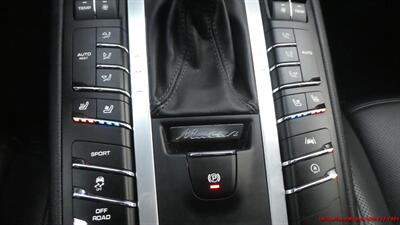 2020 Porsche Macan   - Photo 51 - South San Francisco, CA 94080