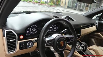 2019 Porsche Cayenne S   - Photo 26 - South San Francisco, CA 94080