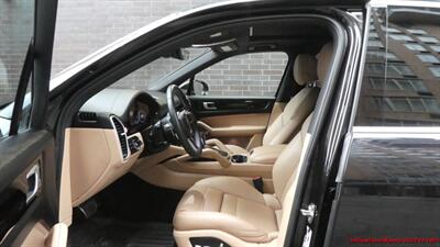 2019 Porsche Cayenne S   - Photo 18 - South San Francisco, CA 94080