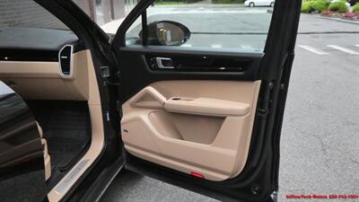 2019 Porsche Cayenne S   - Photo 20 - South San Francisco, CA 94080