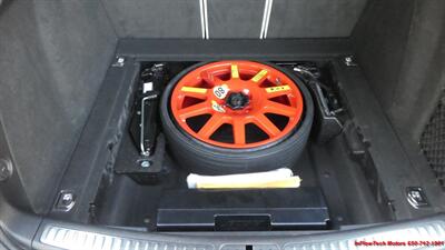 2022 Porsche Macan   - Photo 38 - South San Francisco, CA 94080