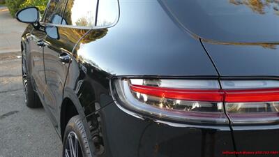2022 Porsche Macan   - Photo 12 - South San Francisco, CA 94080