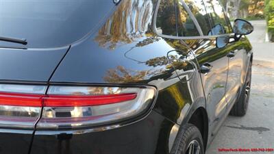 2022 Porsche Macan   - Photo 13 - South San Francisco, CA 94080