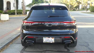 2022 Porsche Macan   - Photo 8 - South San Francisco, CA 94080