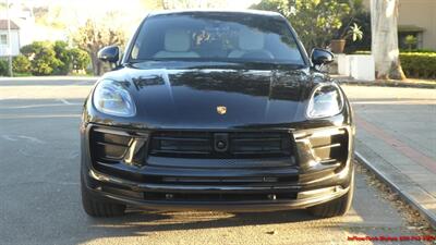 2022 Porsche Macan   - Photo 9 - South San Francisco, CA 94080