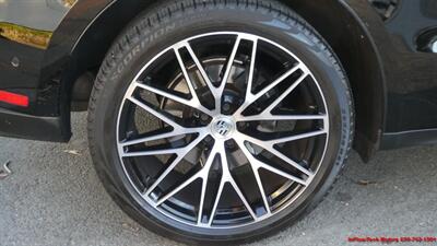 2022 Porsche Macan   - Photo 50 - South San Francisco, CA 94080