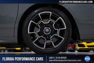 2018 Rolls-Royce Ghost Black Badge   - Photo 12 - Riviera Beach, FL 33407