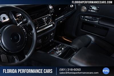 2018 Rolls-Royce Ghost Black Badge   - Photo 56 - Riviera Beach, FL 33407