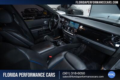 2018 Rolls-Royce Ghost Black Badge   - Photo 36 - Riviera Beach, FL 33407