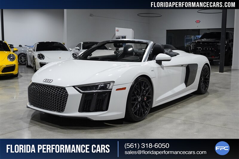 2017 Audi R8 5.2 quattro V10 Spyder   - Photo 65 - Riviera Beach, FL 33407