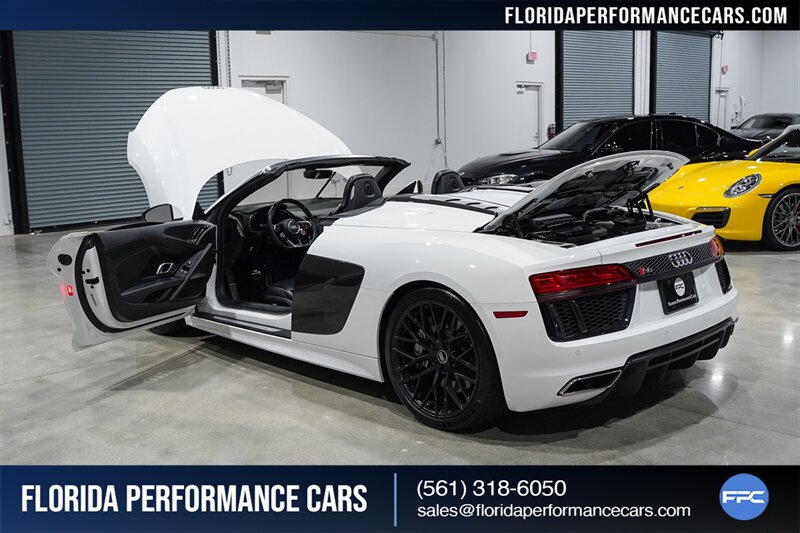 2017 Audi R8 5.2 quattro V10 Spyder   - Photo 33 - Riviera Beach, FL 33407