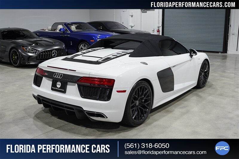 2017 Audi R8 5.2 quattro V10 Spyder   - Photo 14 - Riviera Beach, FL 33407