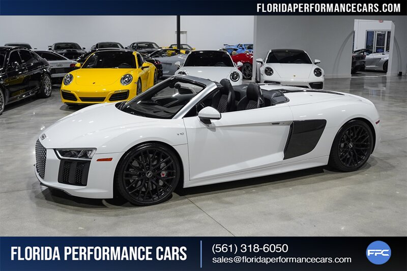 2017 Audi R8 5.2 quattro V10 Spyder   - Photo 2 - Riviera Beach, FL 33407