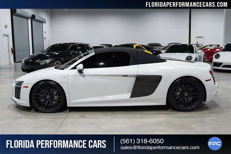 2017 Audi R8 5.2 quattro V10 Spyder   - Photo 66 - Riviera Beach, FL 33407